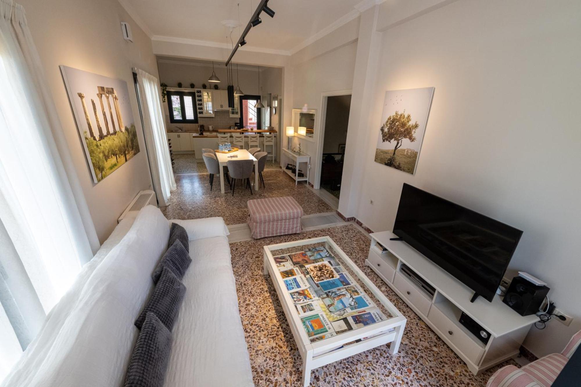Angelinas Quarters - Kalamata Mediterranean Villas Kültér fotó