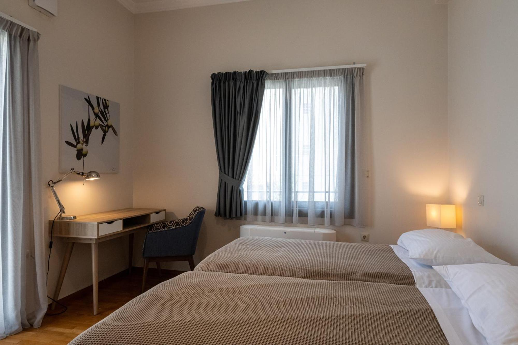 Angelinas Quarters - Kalamata Mediterranean Villas Kültér fotó