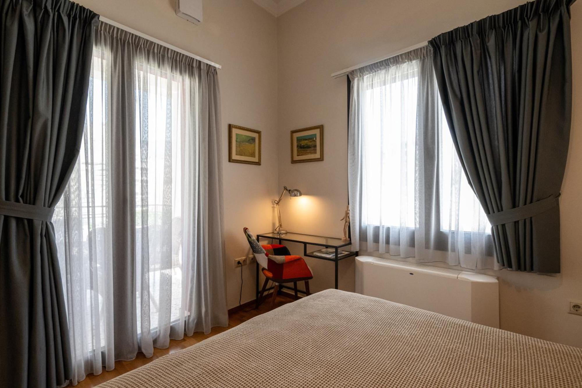 Angelinas Quarters - Kalamata Mediterranean Villas Kültér fotó
